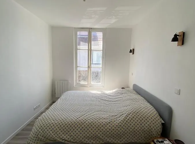 Cosy Flat Carteret - Centre Bourg - 4 Personnes * 바르네빌카테레