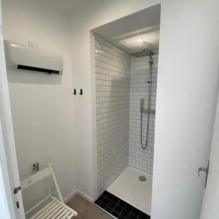 Cosy Flat Carteret - Centre Bourg - 4 Personnes Appartamento