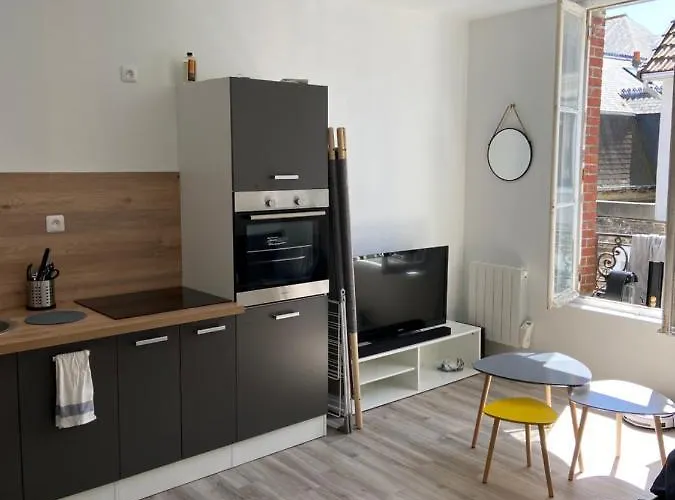 Cosy Flat Carteret - Centre Bourg - 4 Personnes Barneville-Carteret