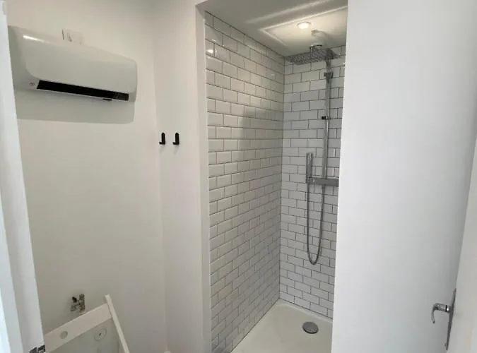 Cosy Flat Carteret - Centre Bourg - 4 Personnes Appartamento